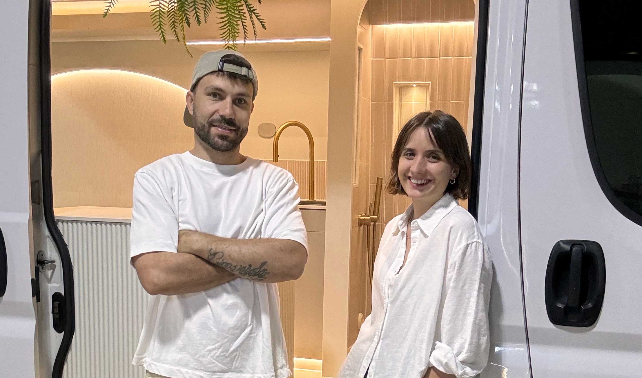 Debora & Garrido, Dora Camper Studio